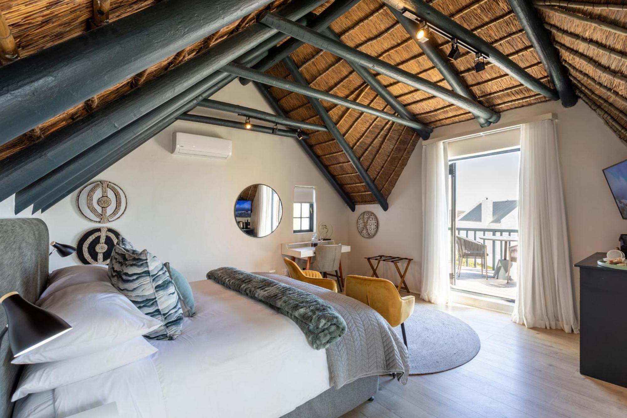 Abalone Hotel & Villas Патерностер Экстерьер фото